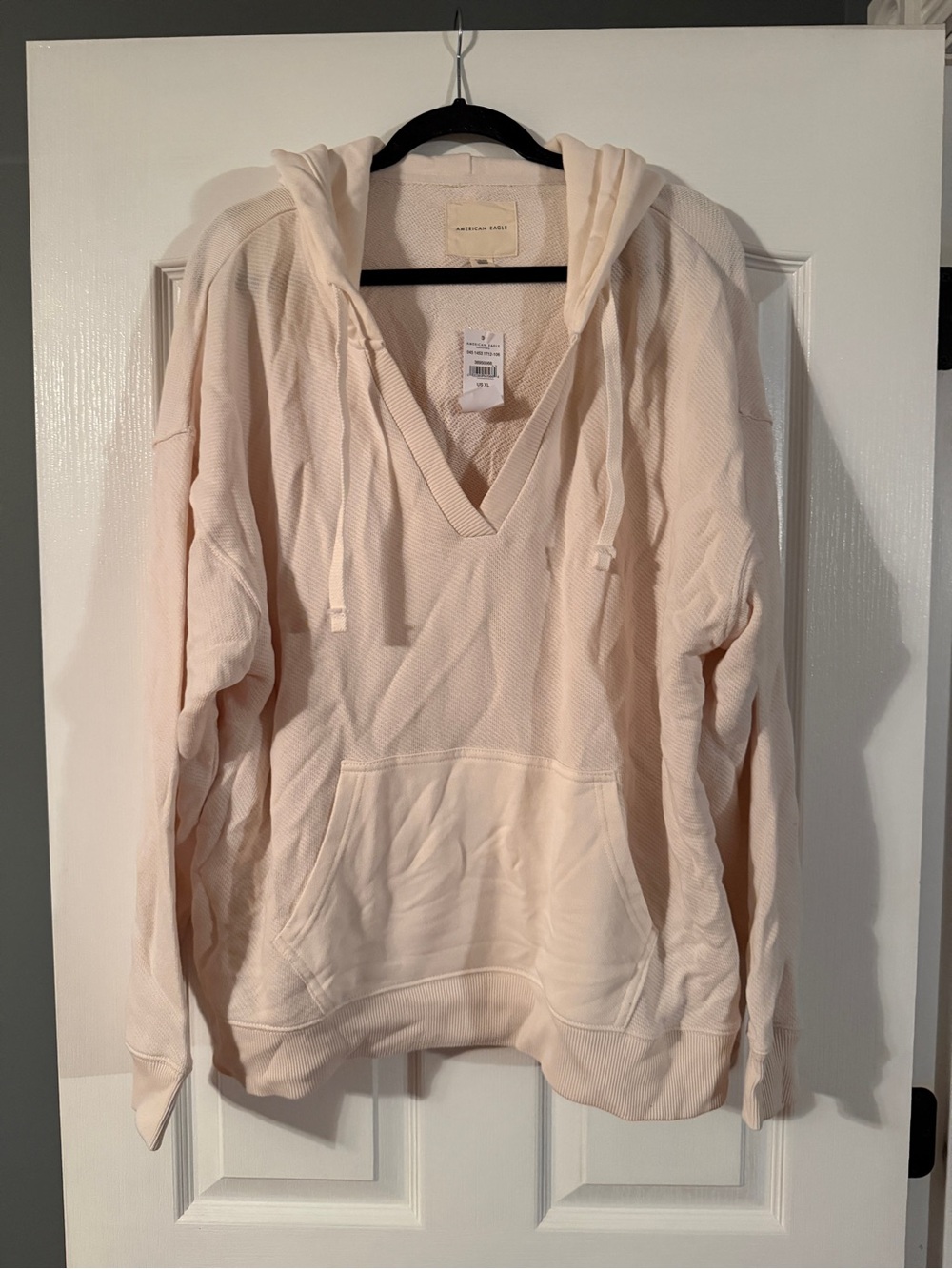 American Eagle Outfitters Light Cream V-Neck Hooded Sweater
